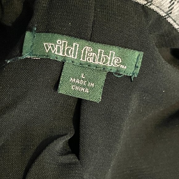 Wild Fable Light Jacket in purple and black plaid style colors in a size large. - Picture 7 of 8